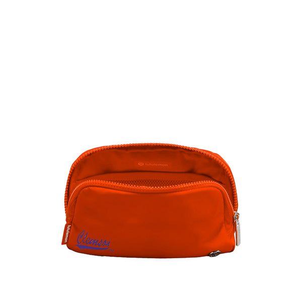 lululemon Everywhere Belt Bag 1L lululemon Everywhere Belt Bag 1L