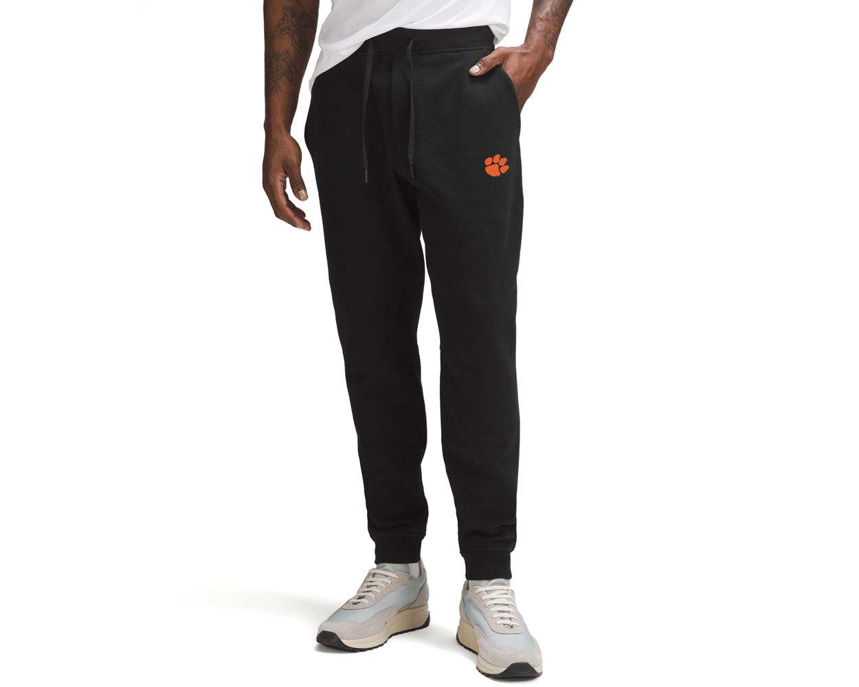 Classic-Fit Fleece Jogger